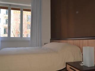 House In Domus Romana 2*