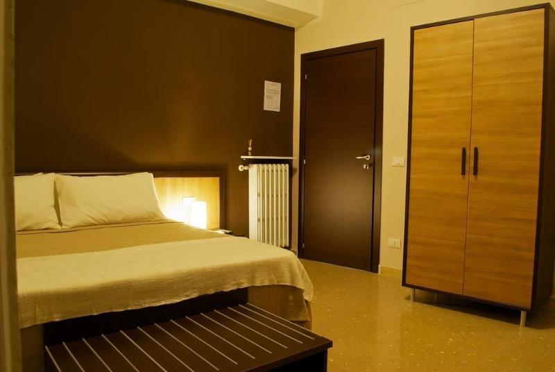 House In Domus Romana 2*