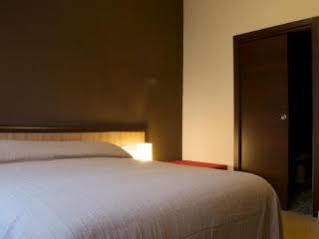 Affittacamere House In Domus Romana 2*